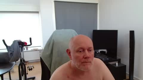 Snapshot of thomas806035 chatting on 15, 7, 2026 thomas806035 online show from 15, 7, 2026