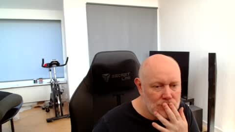 Snapshot of thomas806035 chatting on 3, 8, 2026 thomas806035 online show from 3, 8, 2026