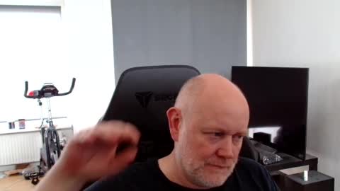 Snapshot of thomas806035 chatting on 4, 8, 2026 thomas806035 online show from 4, 8, 2026