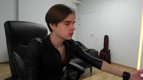 Snapshot of thomas_brons chatting on 31, 5, 2026 THOMAS BRONS online show from 31, 5, 2026