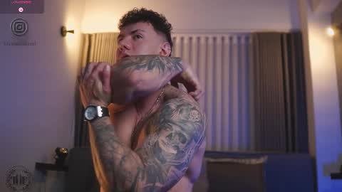 Thomas Falcon online show from 2, 11, 2025