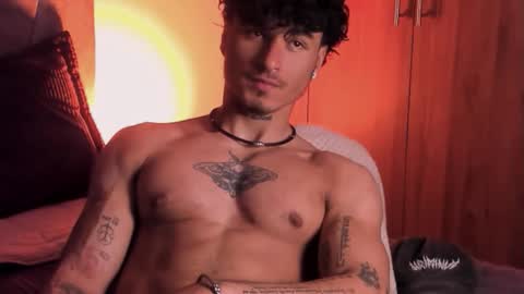 Thomas 3  JUST STAY AND BE MY LAST LOVE online show from 18, 9, 2025