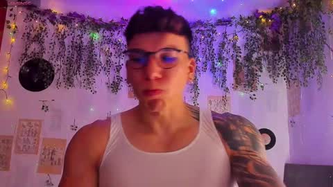 Thomas Grey online show from 11, 2, 2025