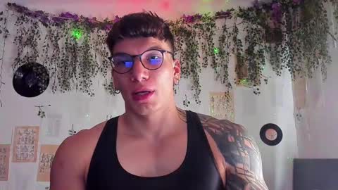 Thomas Grey online show from 6, 3, 2025