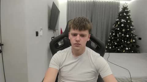 Snapshot of thomas_shelbivip chatting on 2, 2, 2026 Tomas online show from 2, 2, 2026