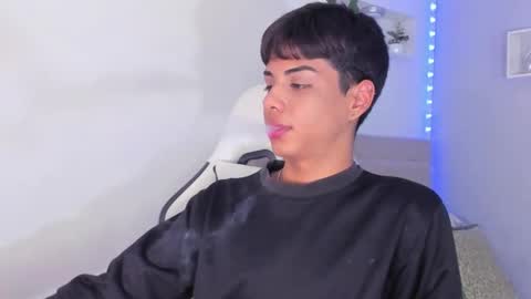 Thomas online show from 24, 10, 2025