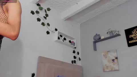 Thomas online show from 6, 4, 2026