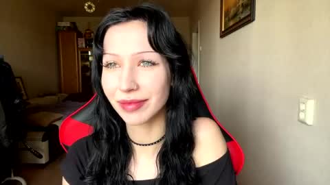 Snapshot of thomasinakettl chatting on 17, 5, 2026 Marry online show from 17, 5, 2026