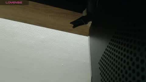 Snapshot of thomasjons chatting on 11, 5, 2026 thomasjons online show from 11, 5, 2026