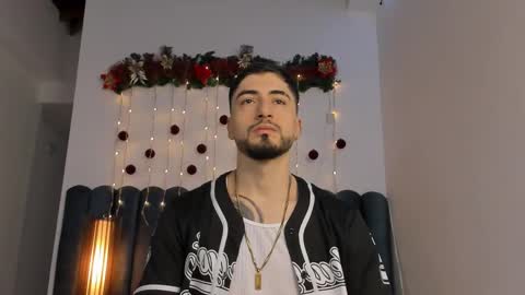 sweetfit boy online show from 15, 12, 2025