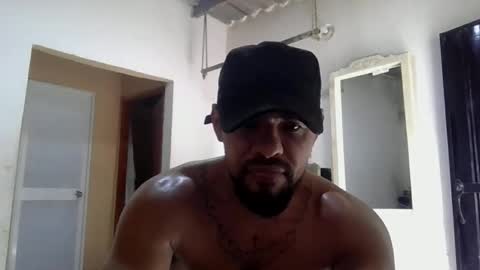 Snapshot of thonybeiio chatting on 21, 11, 2025 thonybeiio online show from 21, 11, 2025