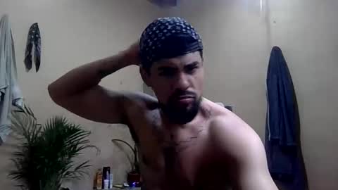 Snapshot of thonybeiio chatting on 5, 12, 2025 thonybeiio online show from 5, 12, 2025