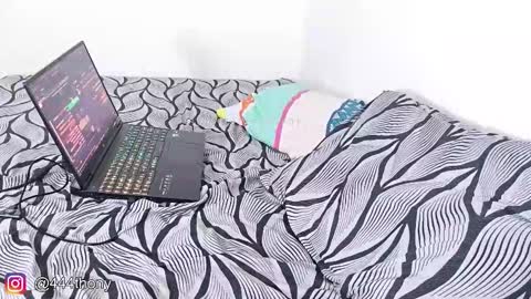 Snapshot of thonyxxx_ chatting on 14, 1, 2026 thonyxxx_ online show from 14, 1, 2026