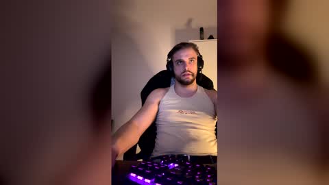 Snapshot of thorodinson03 chatting on 12, 2, 2026 thorodinson03 online show from 12, 2, 2026