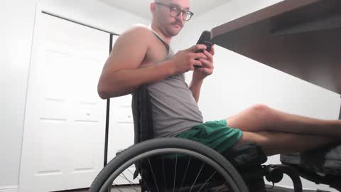 Throbby online show from 4, 10, 2025