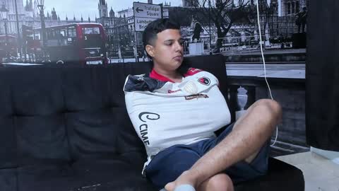 Snapshot of threesome_sexy chatting on 3, 1, 2025 BRITHANY BRYAN ALEX online show from 3, 1, 2025