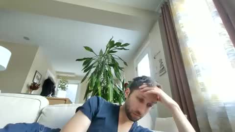 throwawayafteruse20202 online show from 1, 12, 2025