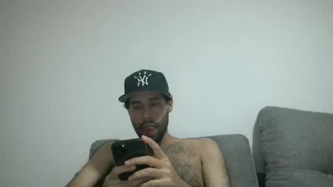 Snapshot of throwawayyourgun chatting on 23, 1, 2025 Luka online show from 23, 1, 2025