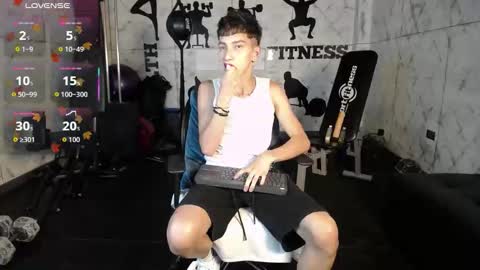 Tiam Muller online show from 10, 11, 2025