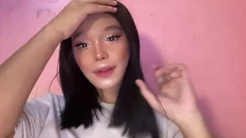 Ms. Tiara online show from 18, 5, 2026