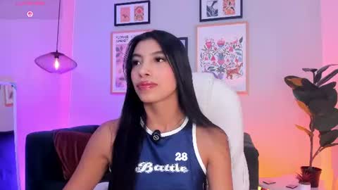 Snapshot of tiffany_low chatting on 31, 7, 2026 tiffany_low online show from 31, 7, 2026
