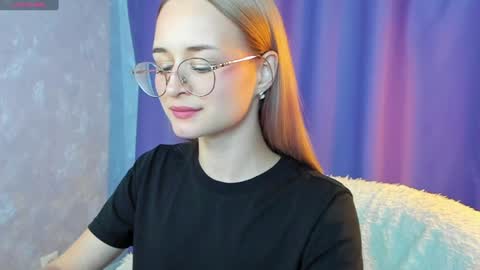 Snapshot of tiffanyhunt chatting on 9, 12, 2024 Tiffany online show from 9, 12, 2024