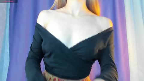 Snapshot of tiffanyhunt chatting on 10, 12, 2024 Tiffany online show from 10, 12, 2024