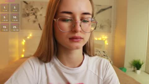 Snapshot of tiffanyhunt chatting on 25, 2, 2025 Tiffany online show from 25, 2, 2025