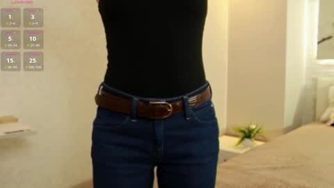 Snapshot of tiffanyhunt chatting on 5, 3, 2025 Tiffany online show from 5, 3, 2025