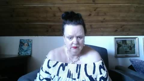 TiffanyMature online show from 26, 5, 2026