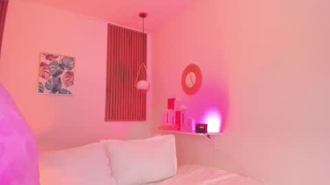 Tiffany online show from 30, 10, 2025