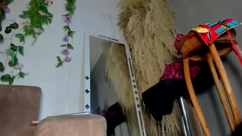 tiffanyy_deluxe online show from 13, 2, 2026