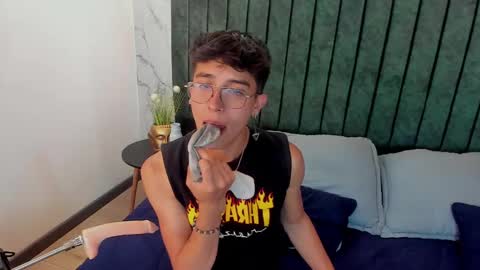 Tim Fox online show from 5, 2, 2025