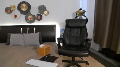 ask me online show from 23, 2, 2025