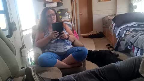 Snapshot of timamanda chatting on 22, 4, 2026 Tim Amanda online show from 22, 4, 2026