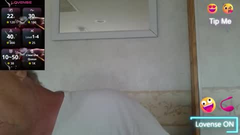 Snapshot of timamanda chatting on 5, 5, 2026 Tim Amanda online show from 5, 5, 2026