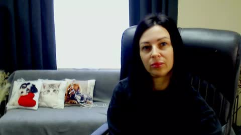 Luisa online show from 2, 4, 2026