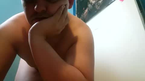 Shaved and Nude online show from 25, 10, 2025