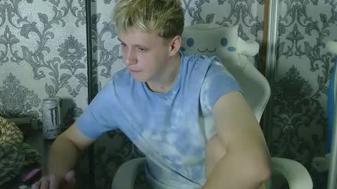 Tim WhiteS online show from 4, 3, 2026