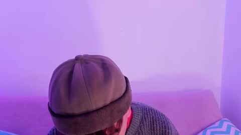 Timothy 21 years old online show from 12, 11, 2025