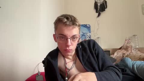 Snapshot of timveret chatting on 3, 12, 2024 Wizard online show from 3, 12, 2024