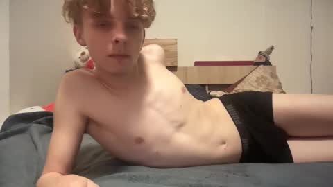 Snapshot of timveret chatting on 27, 11, 2025 Wizard online show from 27, 11, 2025