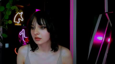 tina_golden1 online show from 15, 4, 2026