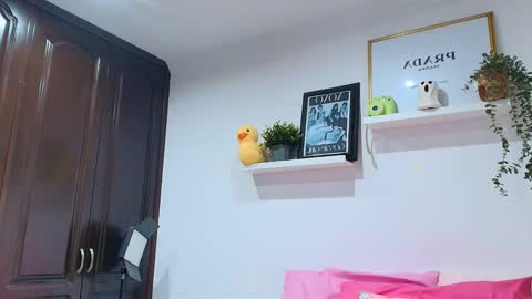 Snapshot of tina_wild_ chatting on 24, 11, 2025 Tina Wild online show from 24, 11, 2025