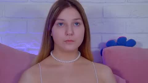 Snapshot of tinaburton chatting on 11, 6, 2026 TinaBurton online show from 11, 6, 2026