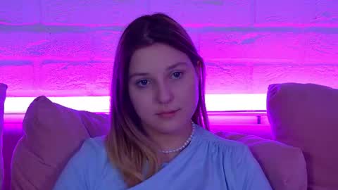 Snapshot of tinaburton chatting on 24, 6, 2026 TinaBurton online show from 24, 6, 2026