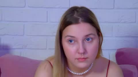 Snapshot of tinaburton chatting on 13, 7, 2026 TinaBurton online show from 13, 7, 2026