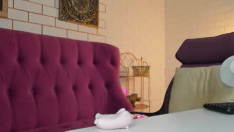 Tina Davil online show from 3, 3, 2026