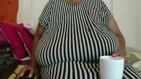 tinagiant online show from 17, 1, 2025