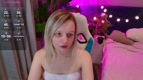 tinasiner online show from 12, 1, 2025